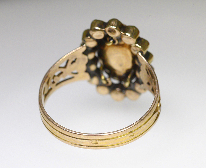 Antique Gallery Soleil アンティークジュエリー / ペルピニャン